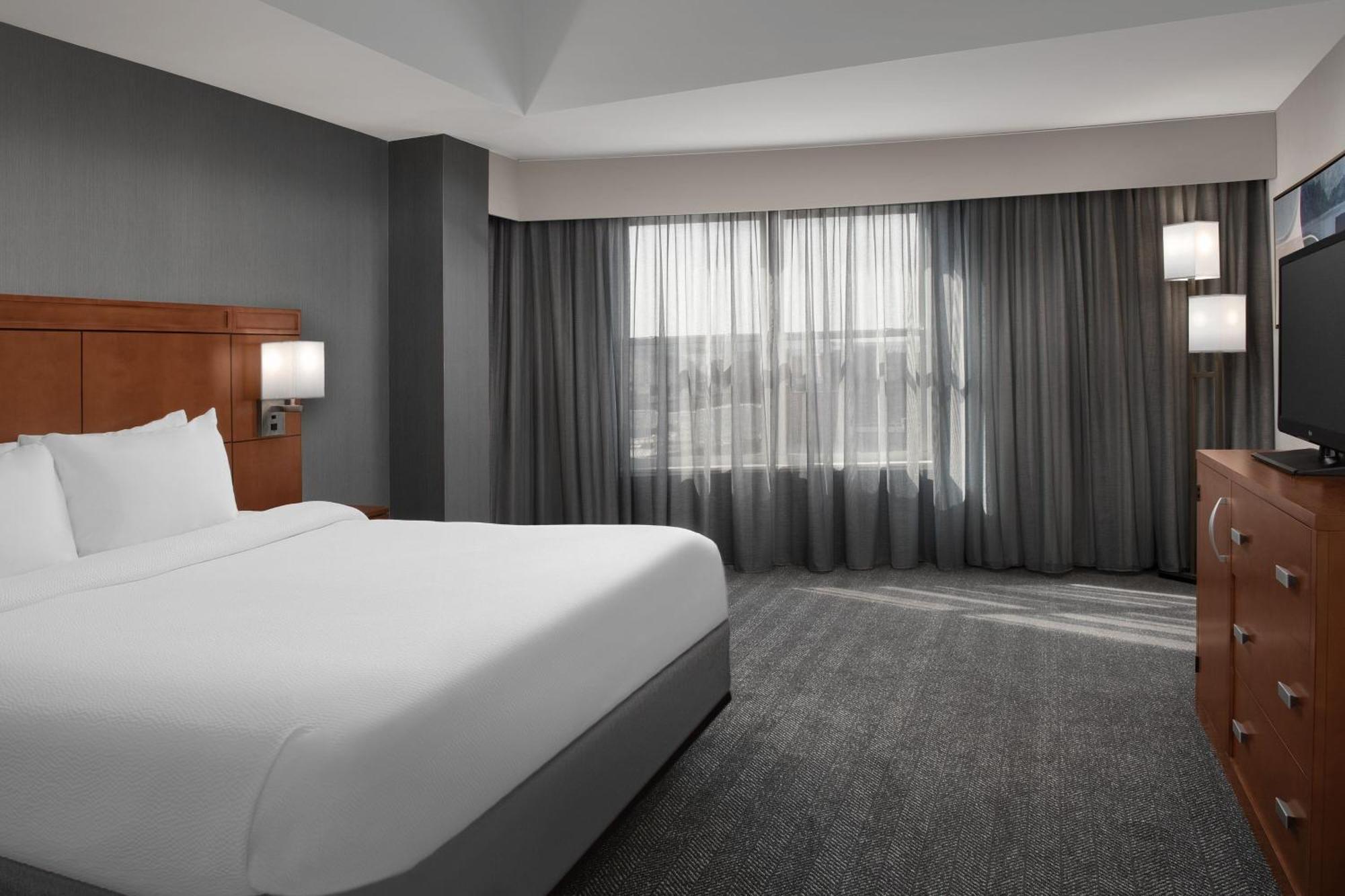 คอร์ตยาร์ด ไซราคิวส ดาวน์ทาวน์ แอท อาร์โมรี สแควร์ Hotel ซีราคิวส์ ภายนอก รูปภาพ